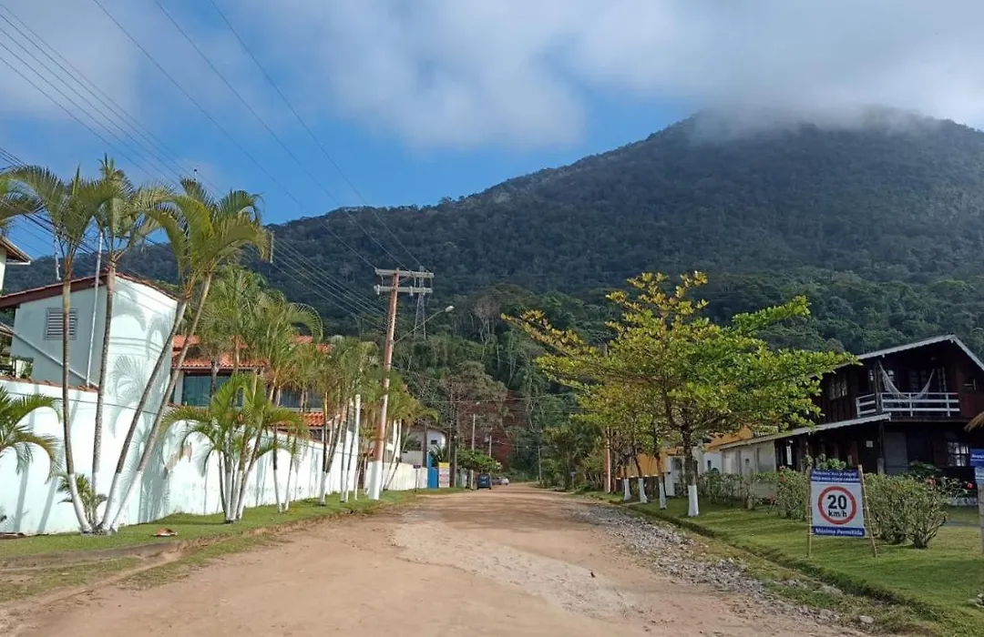 Hospedagem para temporada em Ubatuba-1
